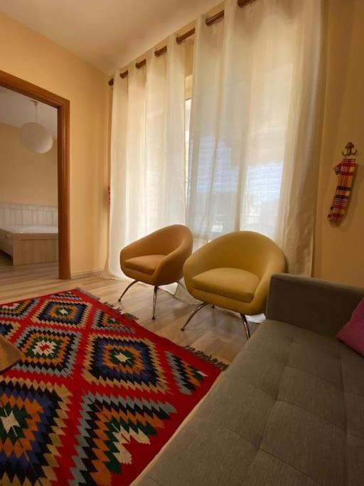 티라나 *Heart Of New Bazaar 1 Bed Apt* 아파트 외부 사진